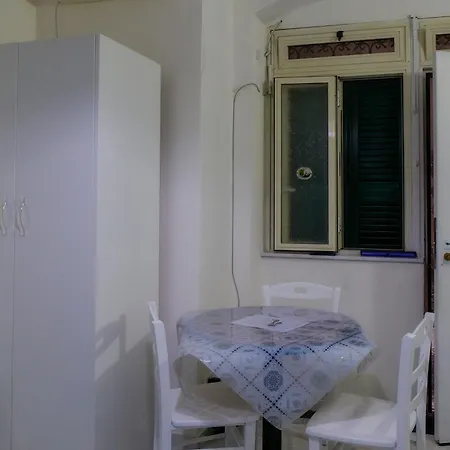 C Sta O Mar For * Νάπολη